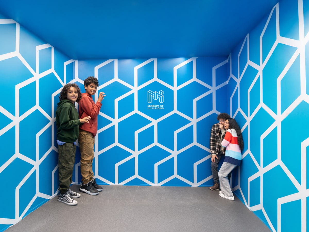 illusion rooms exhibits gallery2 moi edmonton 1200x900 1 1