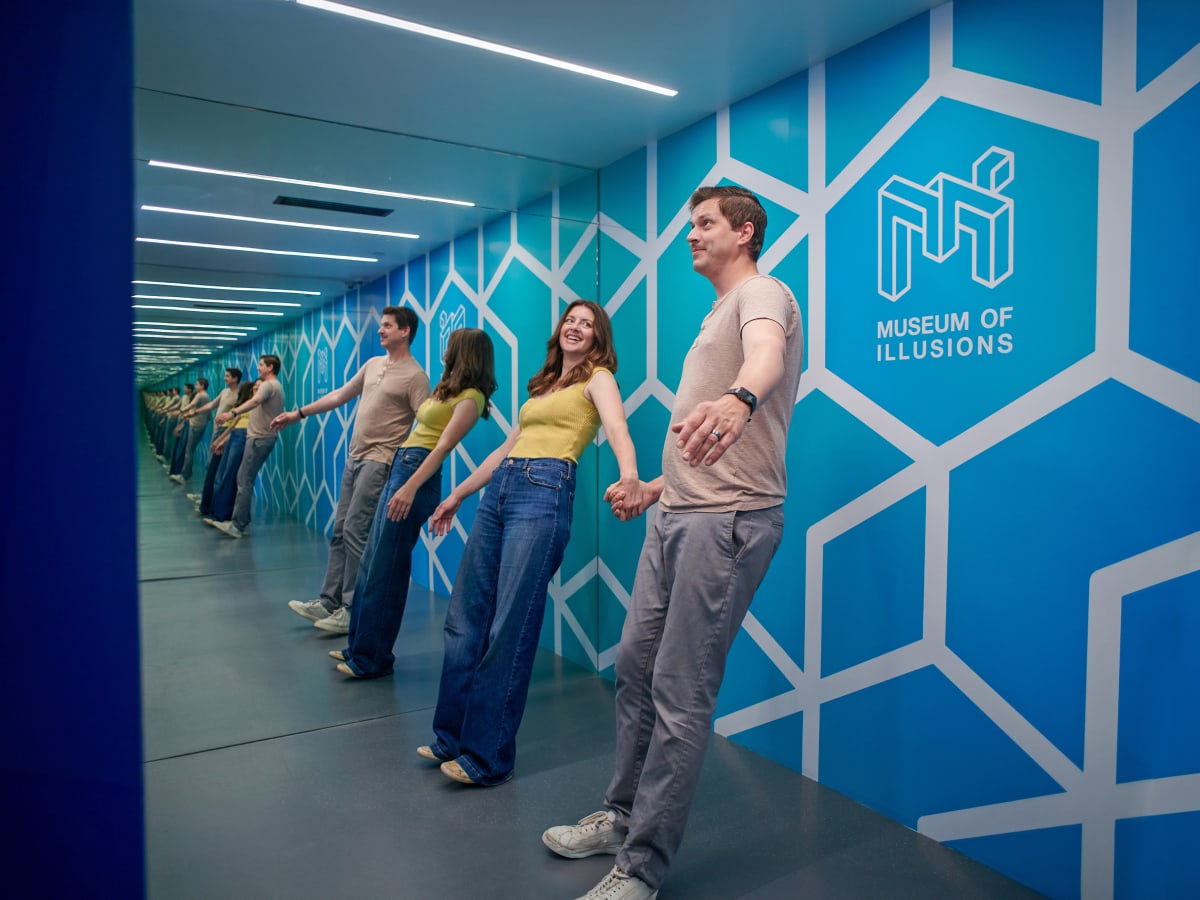 illusion rooms exhibits gallery3 moi edmonton 1200x900 1